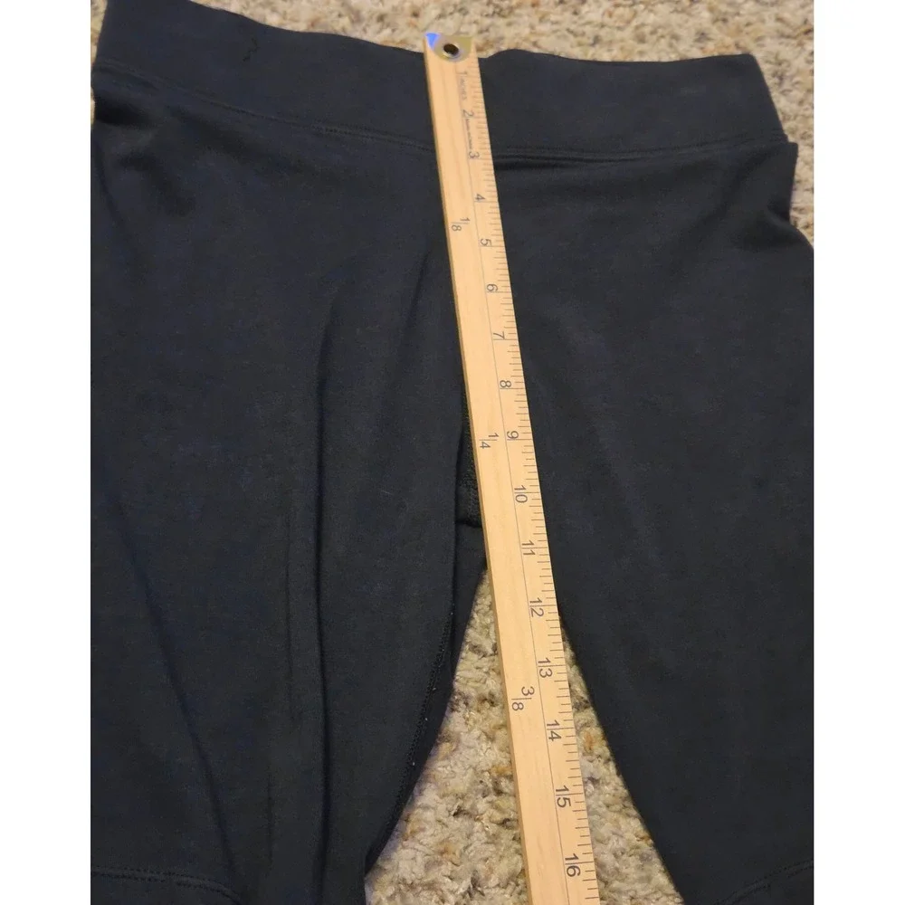 Nike Essential Bike Shorts Women's Size Medium Black Spandex Blend